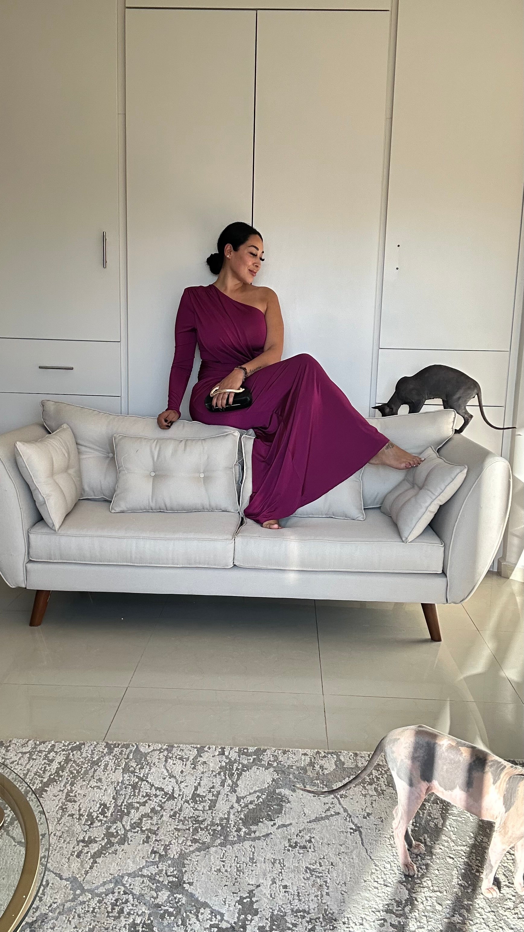 ✨ Vestido Gala Asimétrico Uva