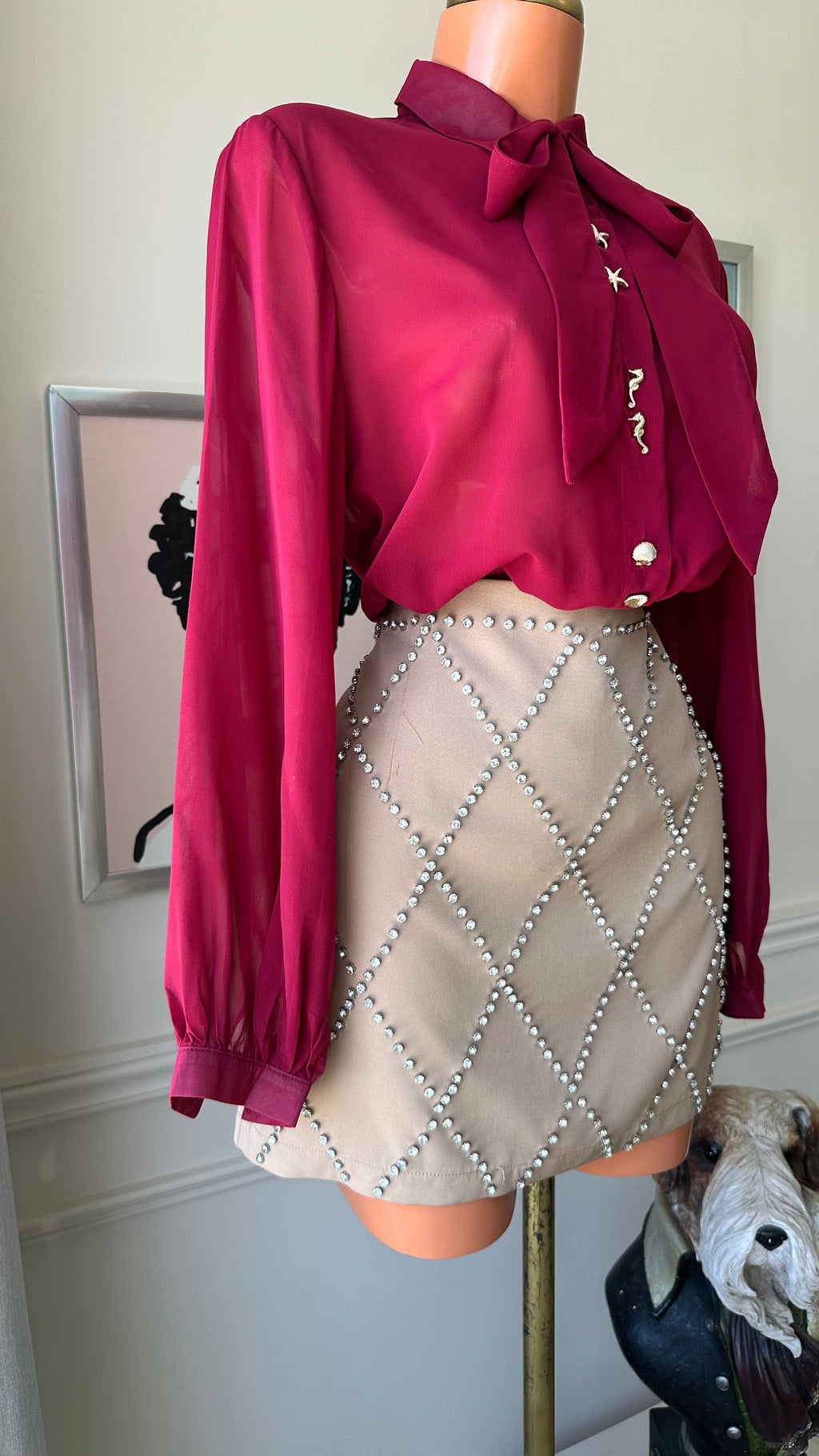 Blusa Elegante Moño en Seda – Vino Intenso