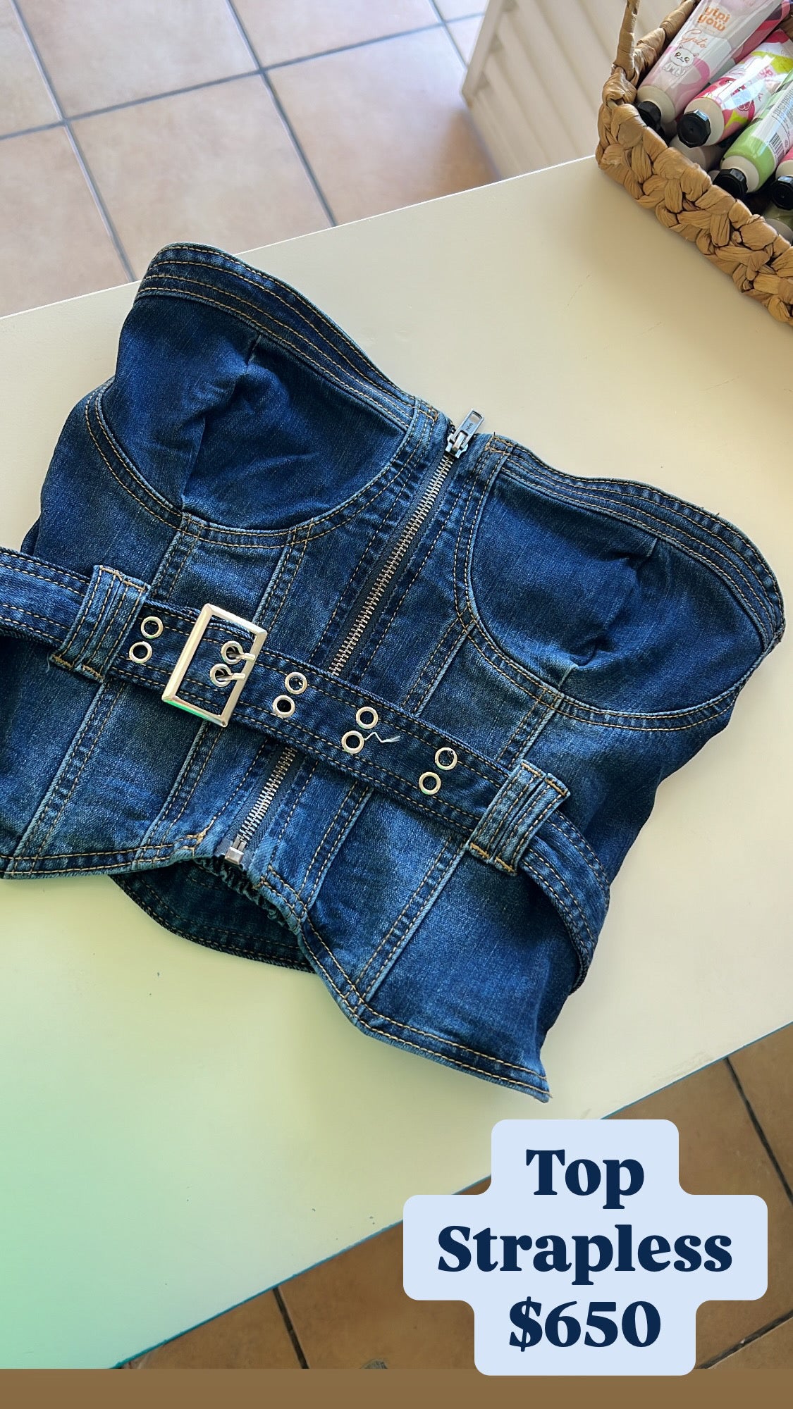 💙 Top Strapless Denim con Cinturón