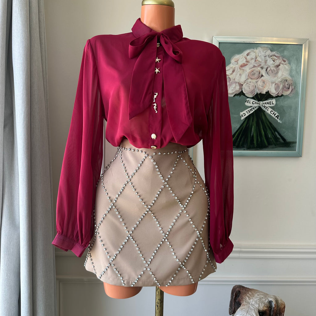 Blusa Elegante Moño en Seda – Vino Intenso