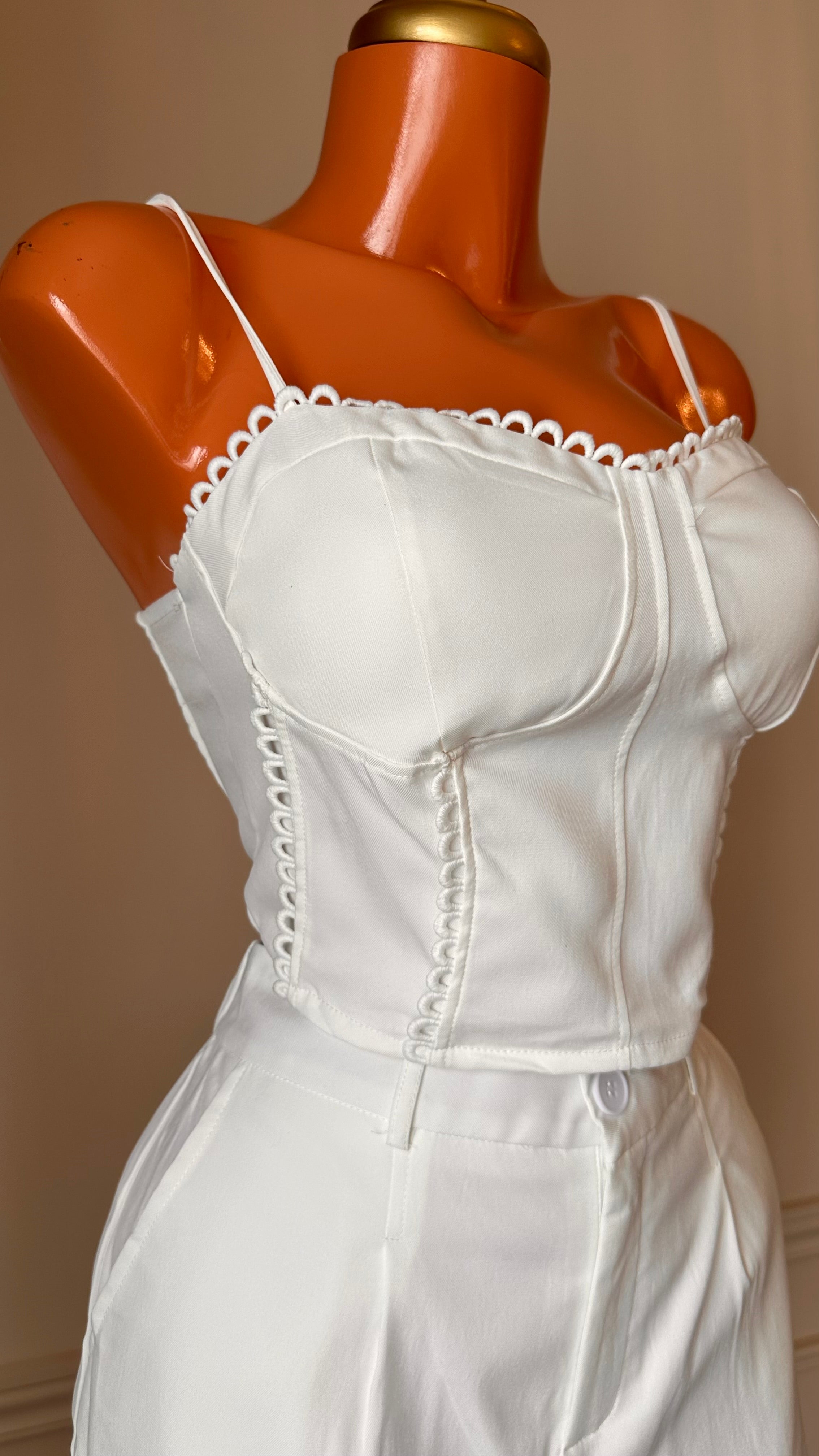 Set Blanco 2 Piezas con Top Corset y Short
